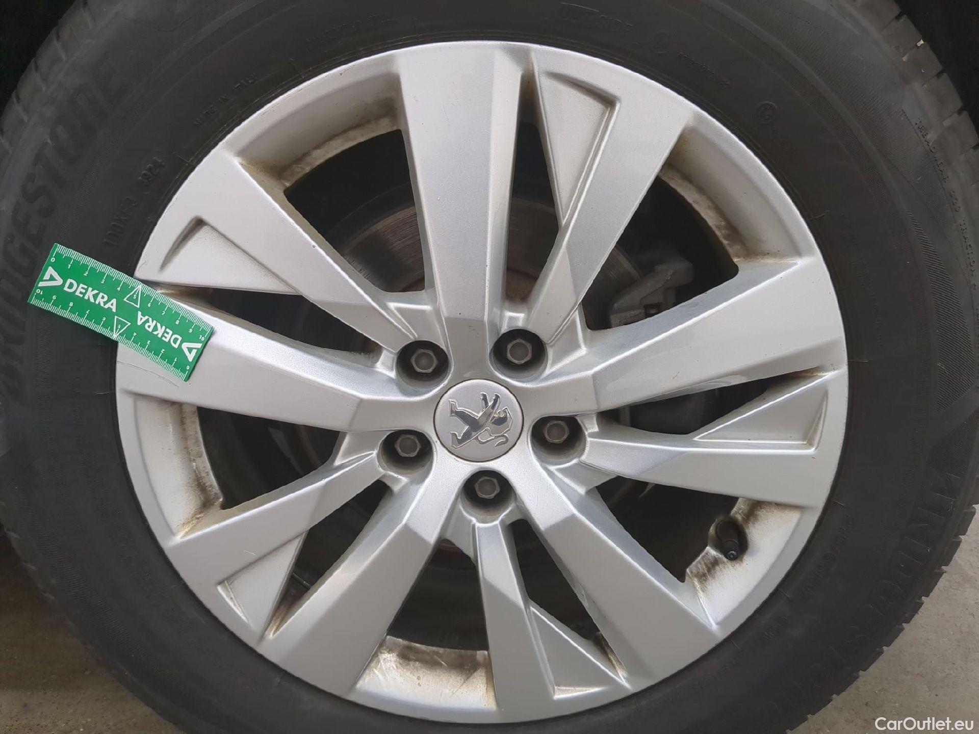  Peugeot  3008  II Active Pack 1.5 HDi 130CV BVA8 E6d #12
