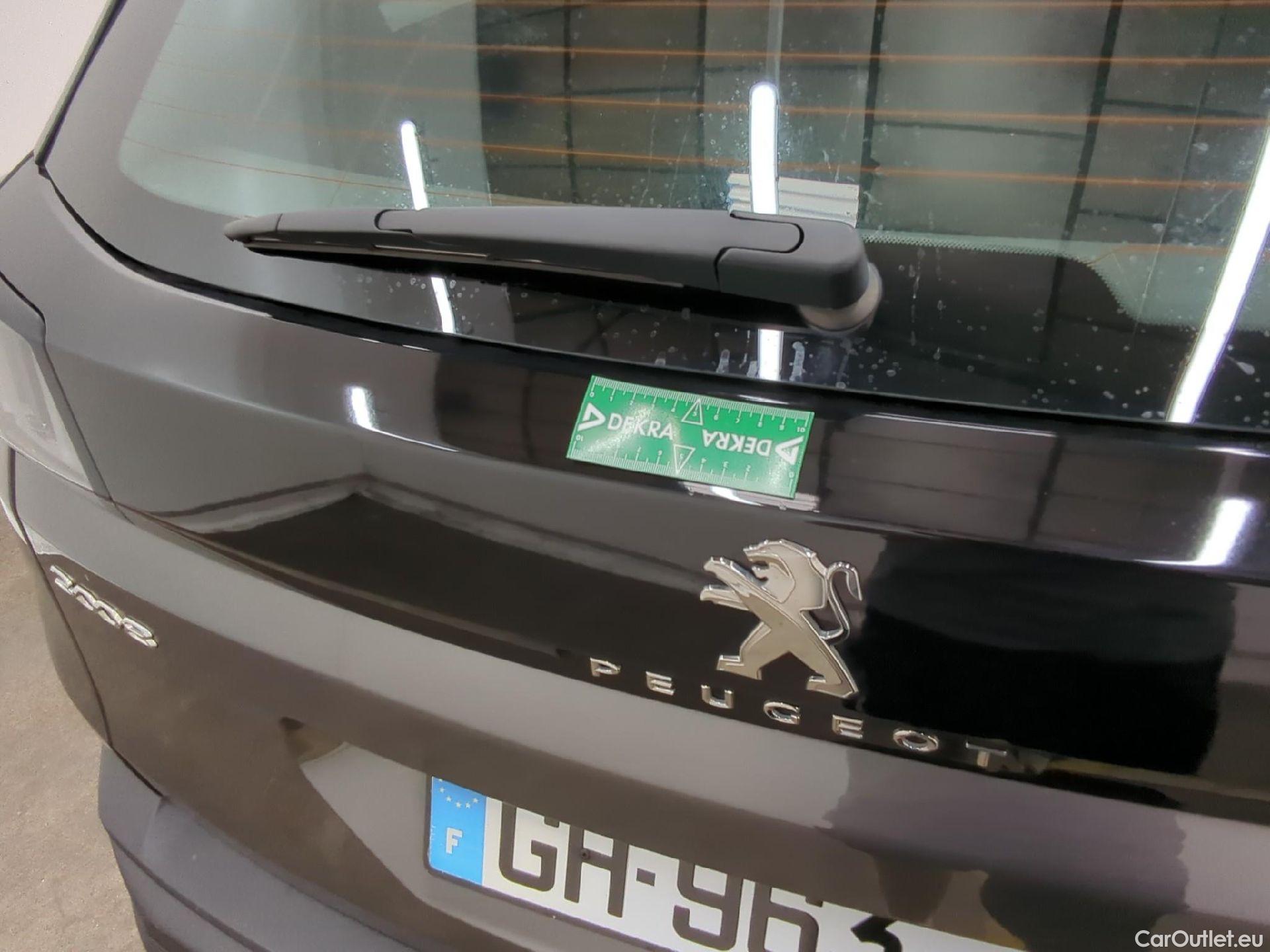  Peugeot  3008  II Active Pack 1.5 HDi 130CV BVA8 E6d #44