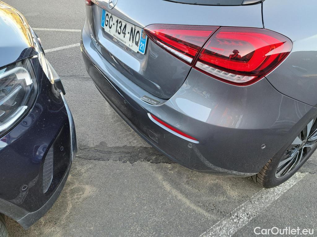  Mercedes  A-Klasse MERCEDES-BENZ Classe A Compact / 2018 / 5P / Berline A 200 d Business Line 8G-DCT #9