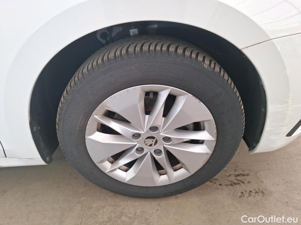  Skoda  Octavia  Break Business 2.0 TDI 150CV BVA7 E6d #17