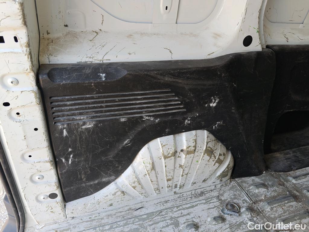  Opel  Combo  E Cargo Express carga incrementada 1.5 100CV MT5 #19