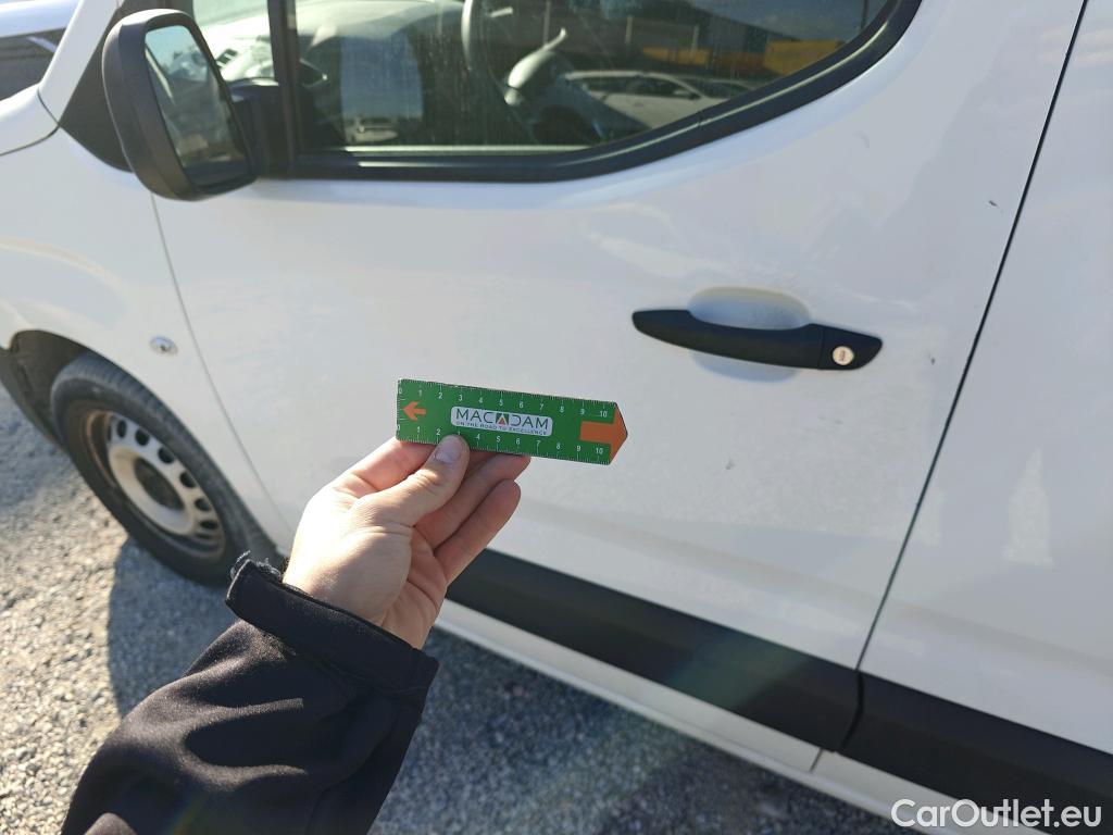  Opel  Combo  E Cargo Express carga incrementada 1.5 100CV MT5 #32