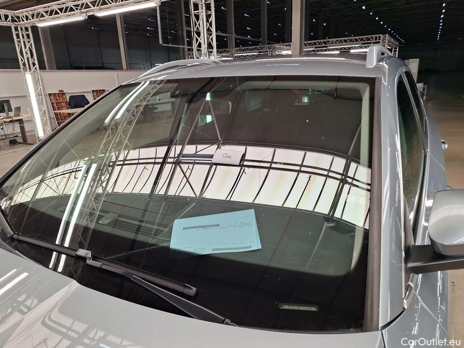  Skoda  Karoq Skoda,  '17, Skoda  1.6 CRTDI 85KW Style 5d #19