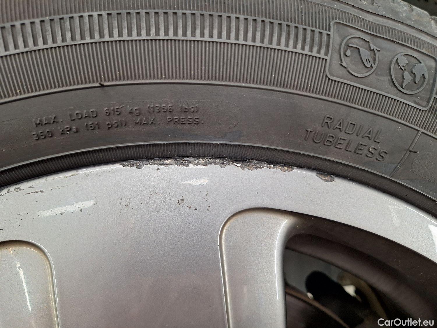  Bmw  Serie 1 BMW, 1-serie '19, BMW 1 Reeks Hatch 118iA (103 kW) 5d #4