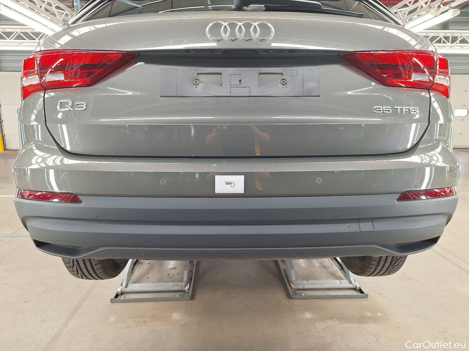  Audi  Q3 Audi,  '18, Audi  35 TFSI S tronic 5d #13