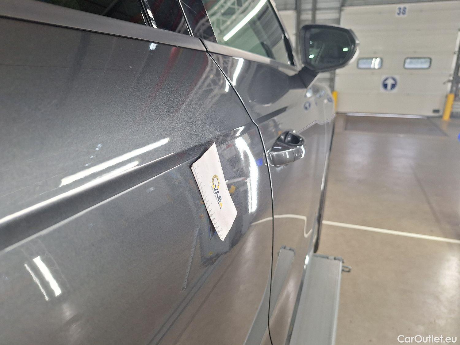  Audi  Q3 Audi,  '18 PHEV, Audi  45 TFSI e S tronic S Line 5d #26