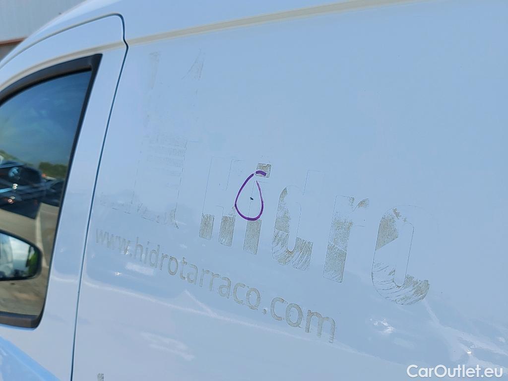  Ford  Transit  Courier Trend 1.5 TDCi 75CV MT6 E6dT #40