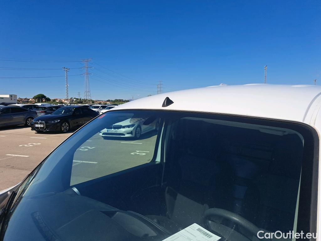  Nissan  NV200 NISSAN NV250 / 2019 / 4P / furgón 2pl 1.5dCi 59 kW (80 CV) L1H1 ÓPTIMA #56