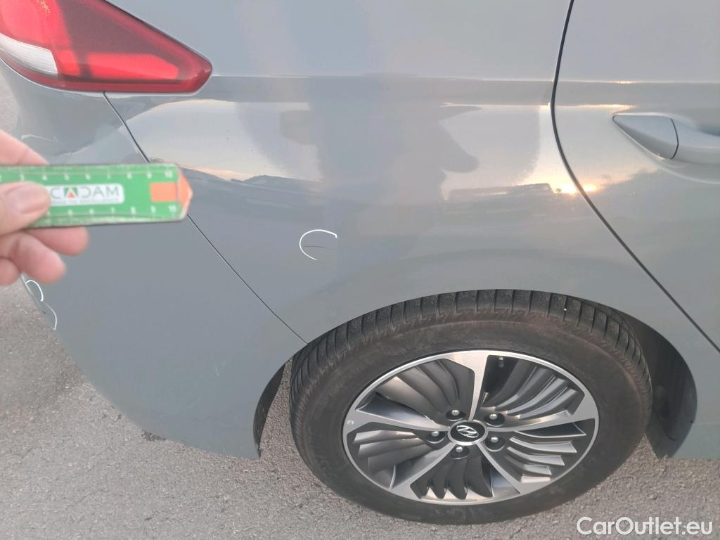  Hyundai   Ioniq HYUNDAI / 2019 / 5P / berlina con portón 1.6 GDI PHEV Klass DCT #13