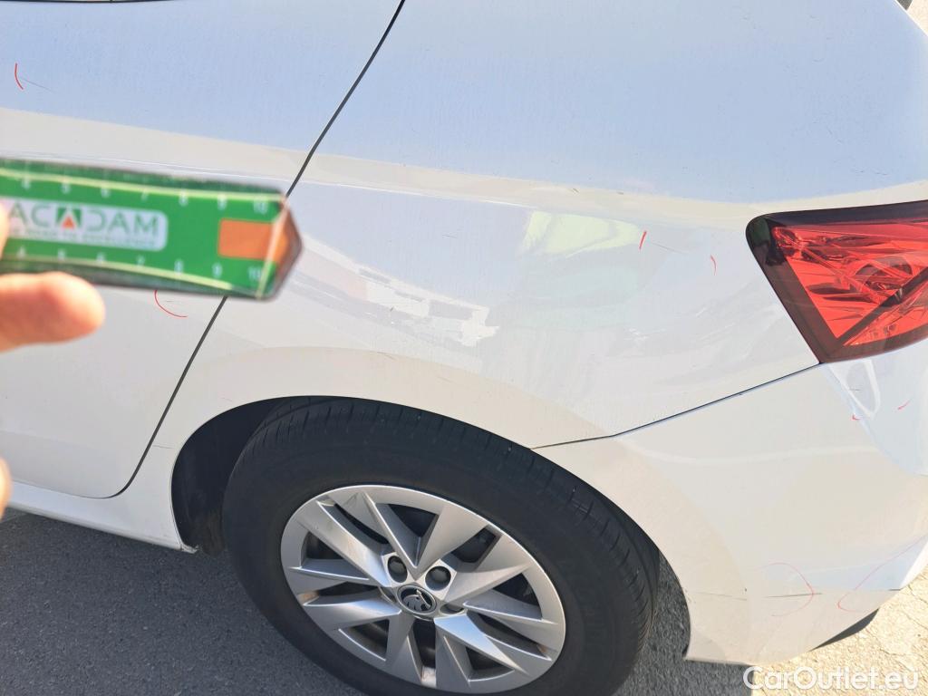  Skoda  Fabia  Ambition 1.0 TSI 95CV MT5 E6d #44