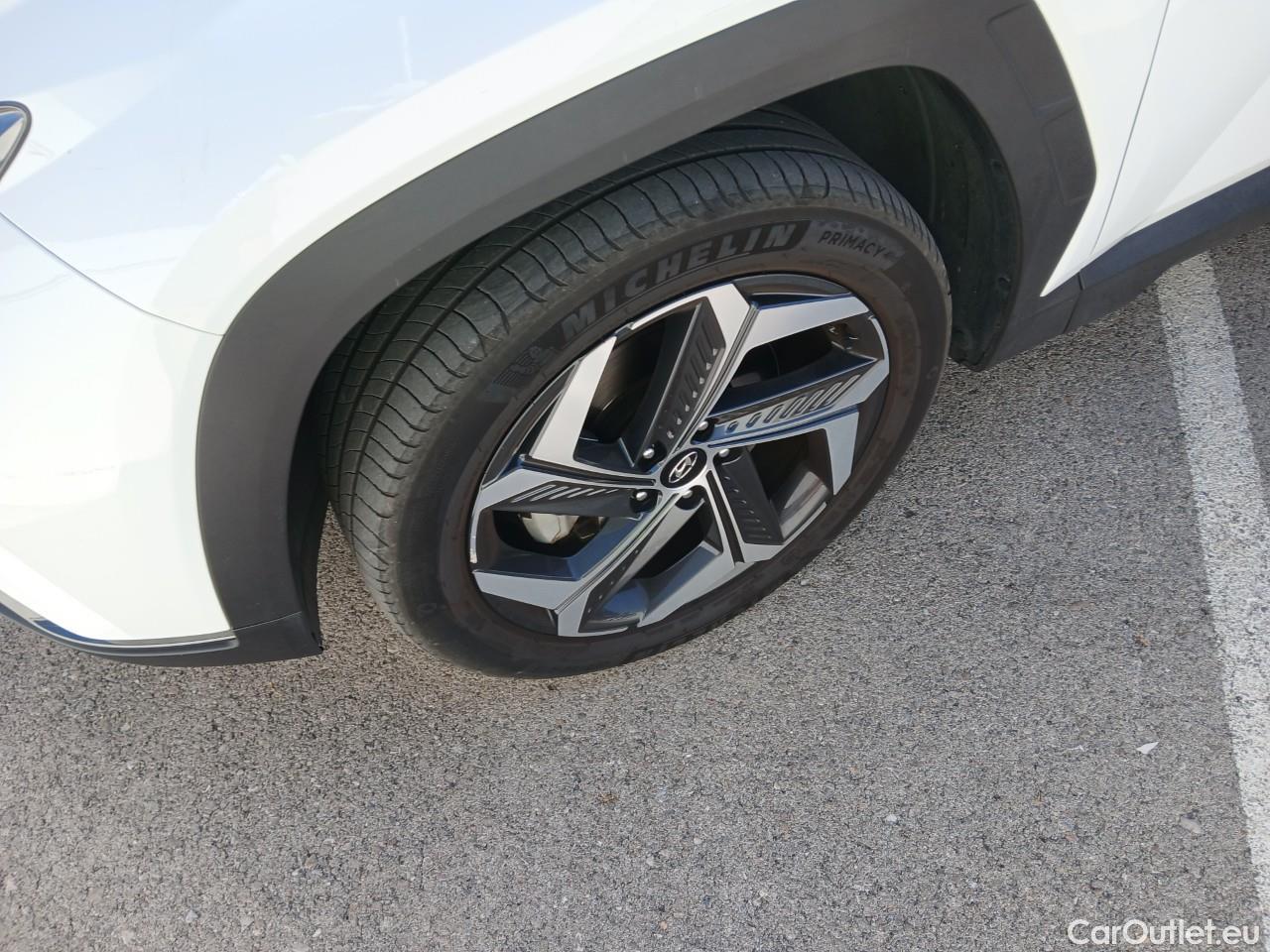  Hyundai  Tucson HYUNDAI  / 2020 / 5P / todoterreno 1.6 TGDI PHEV 195kW Maxx Auto 4X4 #8