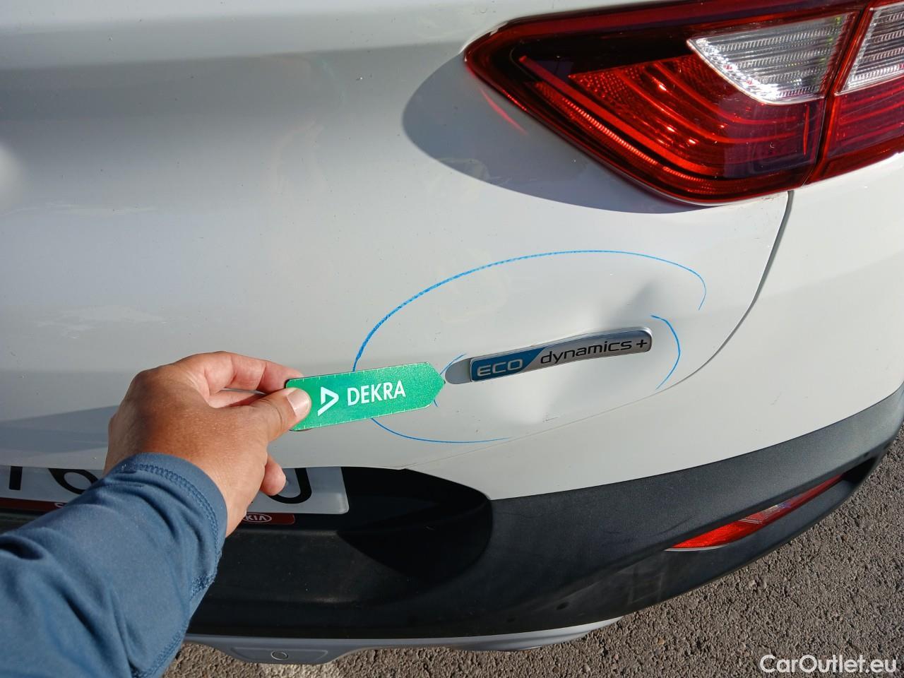  KIA  STONIC KIA  / 2017 / 5P / todoterreno 1.0 T-GDi 88kW (120CV) MHEV iMT Drive #15