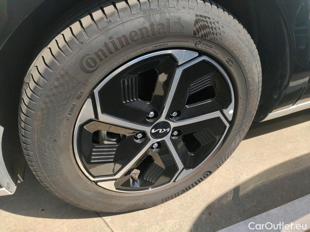 KIA  Niro  Plug-in Hybrid Drive 1.6 AT6 E6d #3