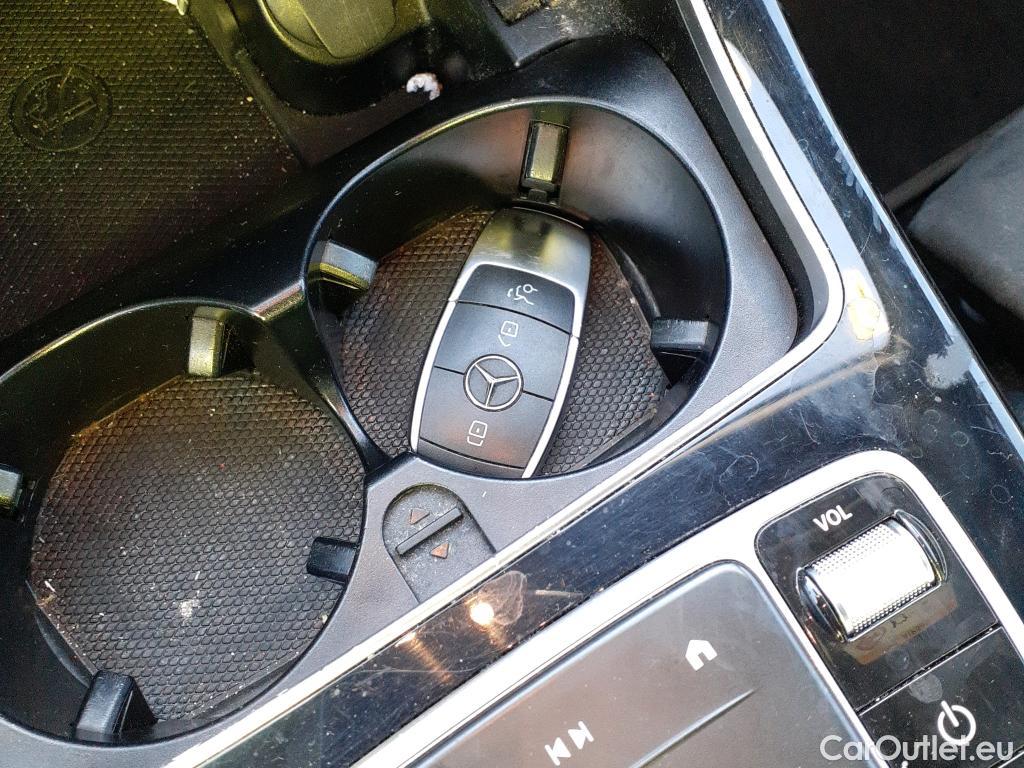  Mercedes  G-Klasee Clase GLC GLC 300 de 4Matic (253.311)AMG 2.0 305CV AT9 E6d #3