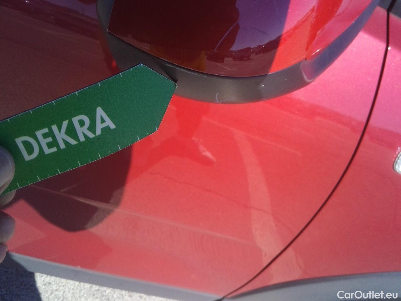  KIA  STONIC KIA  / 2017 / 5P / todoterreno 1.0 T-GDi 74kW (100CV) MHEV iMT Concept #32