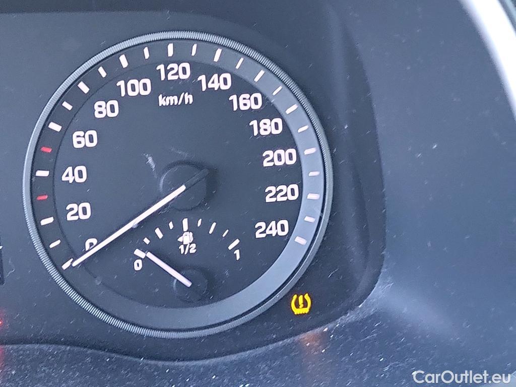 Hyundai  Tucson HYUNDAI  / 2018 / 5P / todoterreno  CRDI 1.6 116 CV 48V 4X2 SLE(SP)(SL) #27