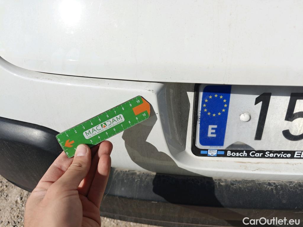  Citroen  C3  Live Pack 1.5 BlueHDi 100CV MT6 E6d #40