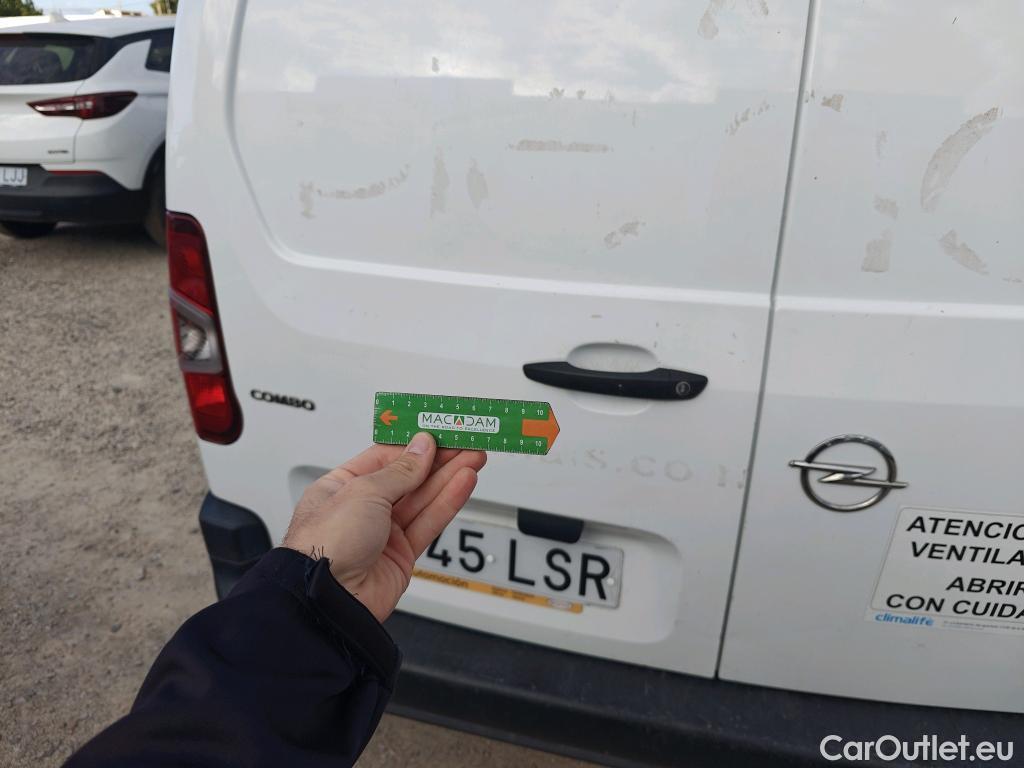  Opel  Combo  E Cargo Express carga incrementada 1.5 100CV MT5 #17