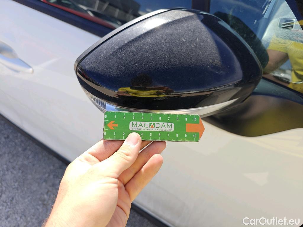  Citroen  C3  Live Pack 1.5 BlueHDi 100CV MT6 E6d #37