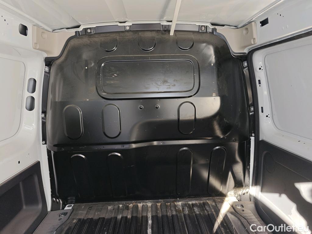  Nissan  NV200 NISSAN NV250 / 2019 / 4P / furgón 2pl 1.5dCi 70 kW (95 CV) L2H1 COMFORT #75