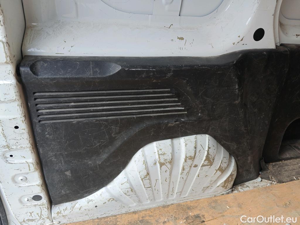  Opel  Combo  E Cargo Express carga incrementada 1.5 100CV MT5 #16