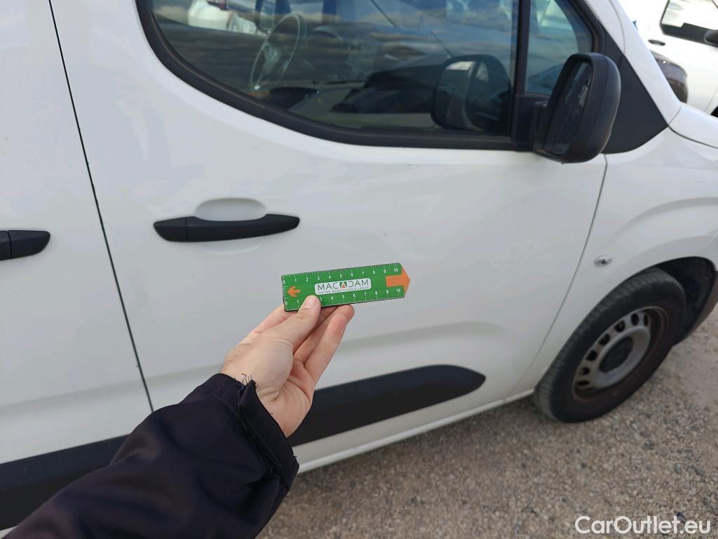  Opel  Combo  E Cargo Express carga incrementada 1.5 100CV MT5 #30