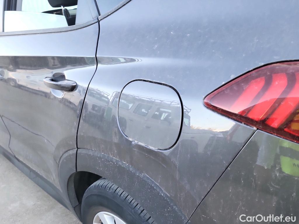  Hyundai  Tucson HYUNDAI  / 2018 / 5P / todoterreno  CRDI 1.6 116 CV 48V 4X2 SLE(SP)(SL) #4
