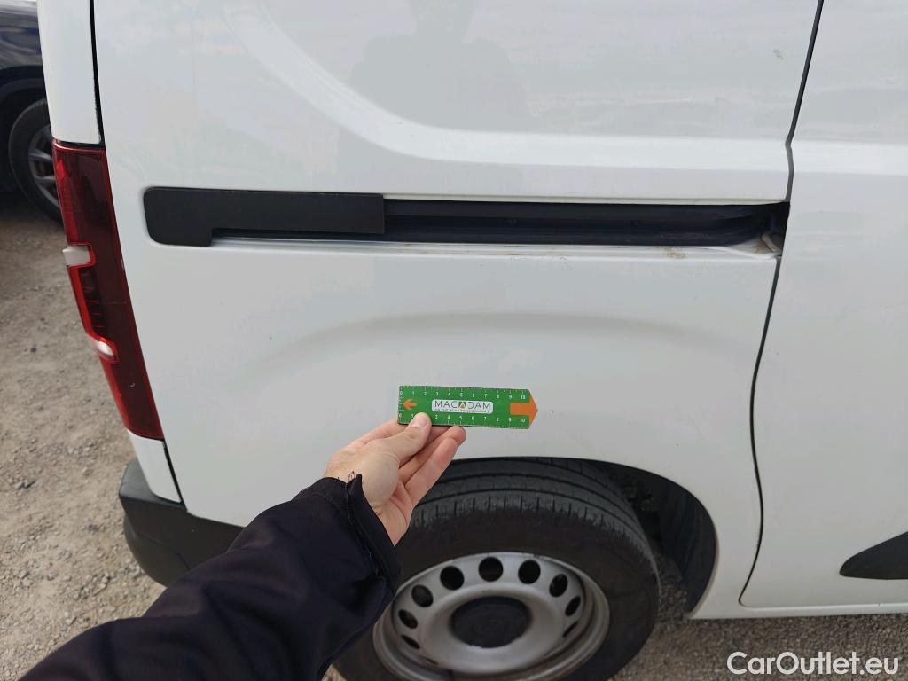  Opel  Combo  E Cargo Express carga incrementada 1.5 100CV MT5 #8