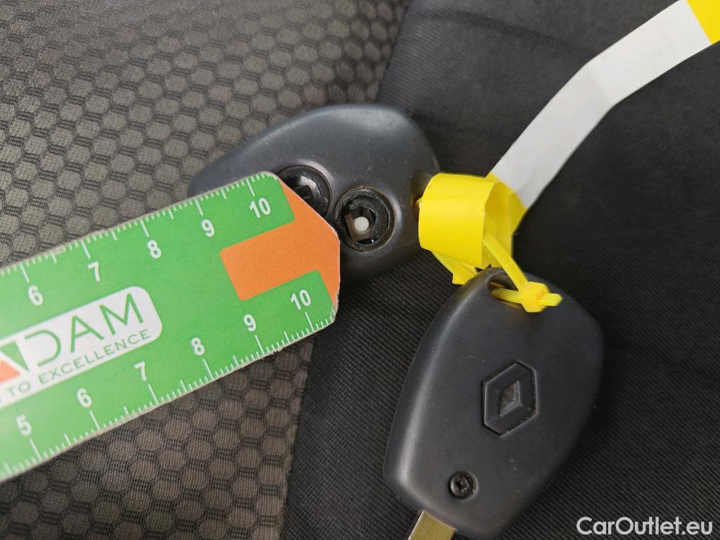  Renault  Kangoo  II Furgón Professional 1.5 dCi 90CV MT5 E6 #2