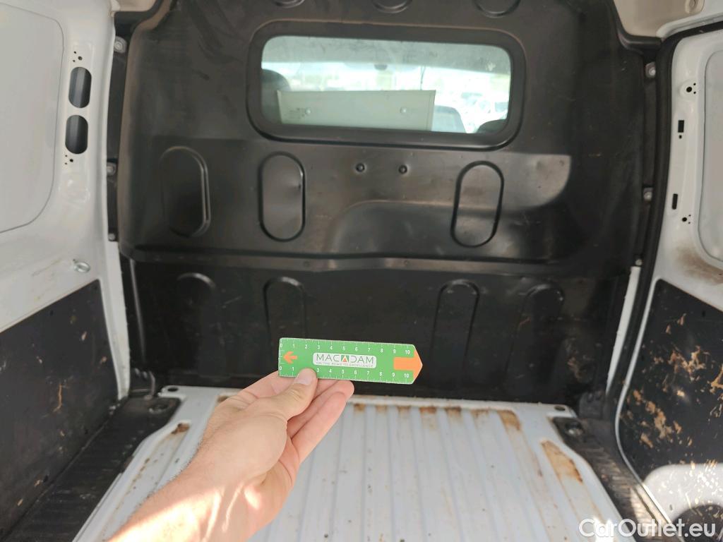  Renault  Kangoo  II Furgón Professional 1.5 dCi 90CV MT5 E6 #41