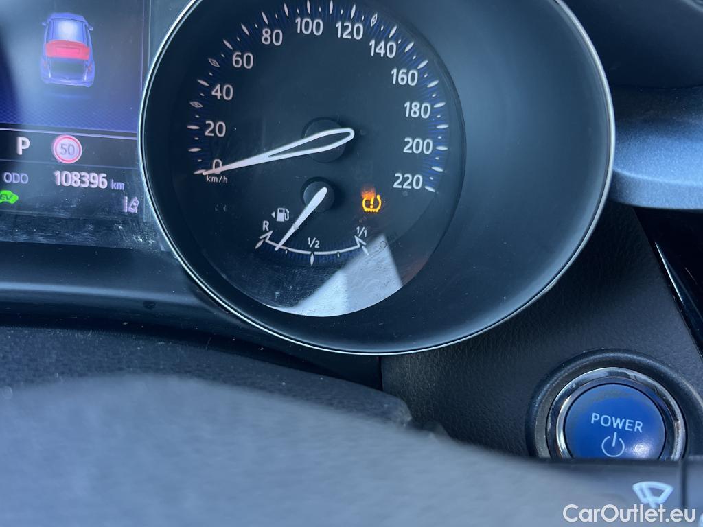  Toyota  C-HR TOYOTA  / 2019 / 5P / todoterreno 1.8 125H Advance #38