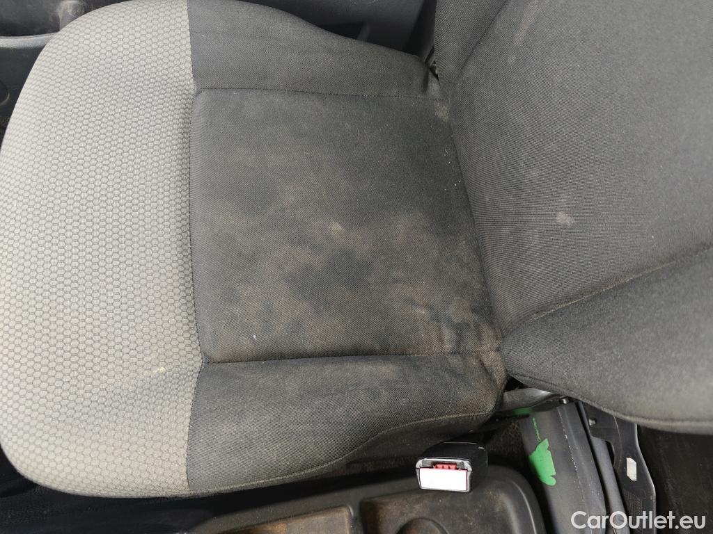  Renault  Kangoo  II Furgón Professional 1.5 dCi 90CV MT5 E6 #52