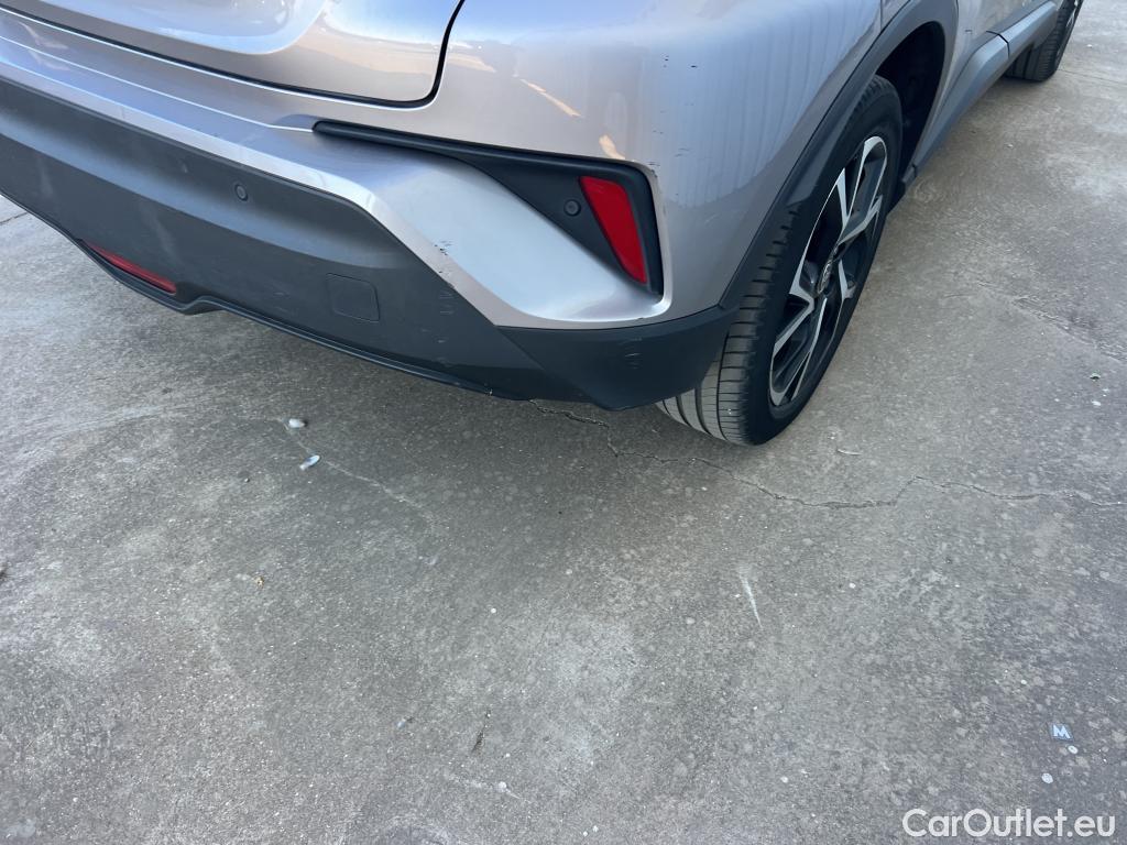  Toyota  C-HR TOYOTA  / 2019 / 5P / todoterreno 1.8 125H Advance #37
