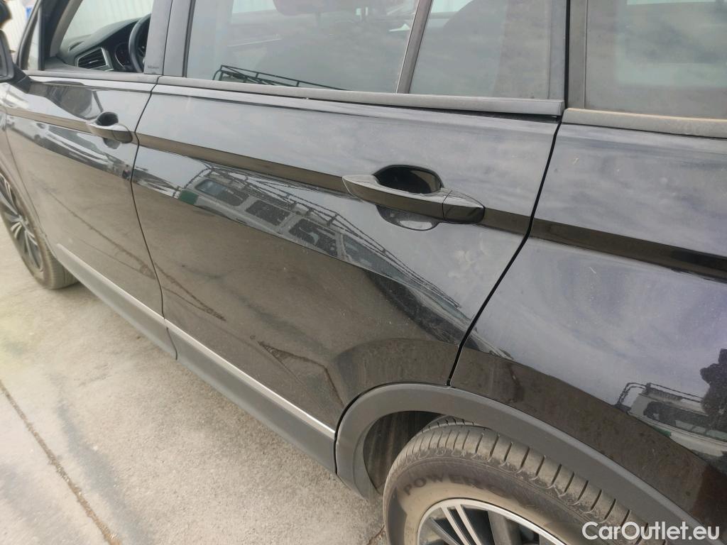  Volkswagen  Tiguan  Life 2.0 TDI 150CV AT7 E6d #9