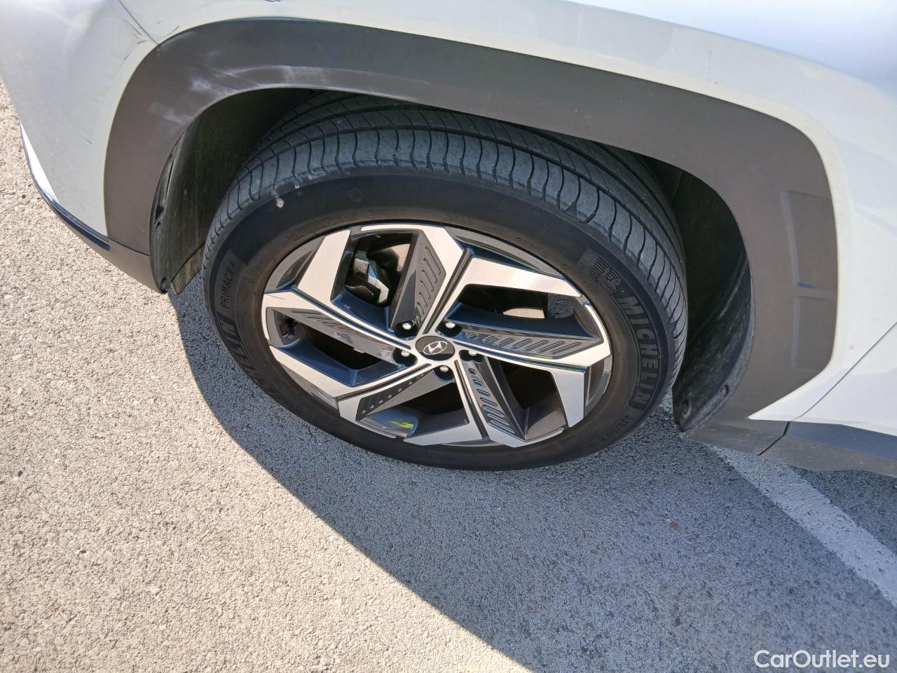  Hyundai  Tucson HYUNDAI  / 2020 / 5P / todoterreno 1.6 TGDI PHEV 195kW Maxx Auto 4X4 #28