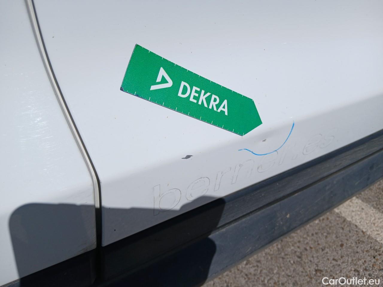  Hyundai  Tucson HYUNDAI  / 2018 / 5P / todoterreno 1.6 CRDI 85kW (116CV) 48V SLE 4X2(SP)(SL) #23