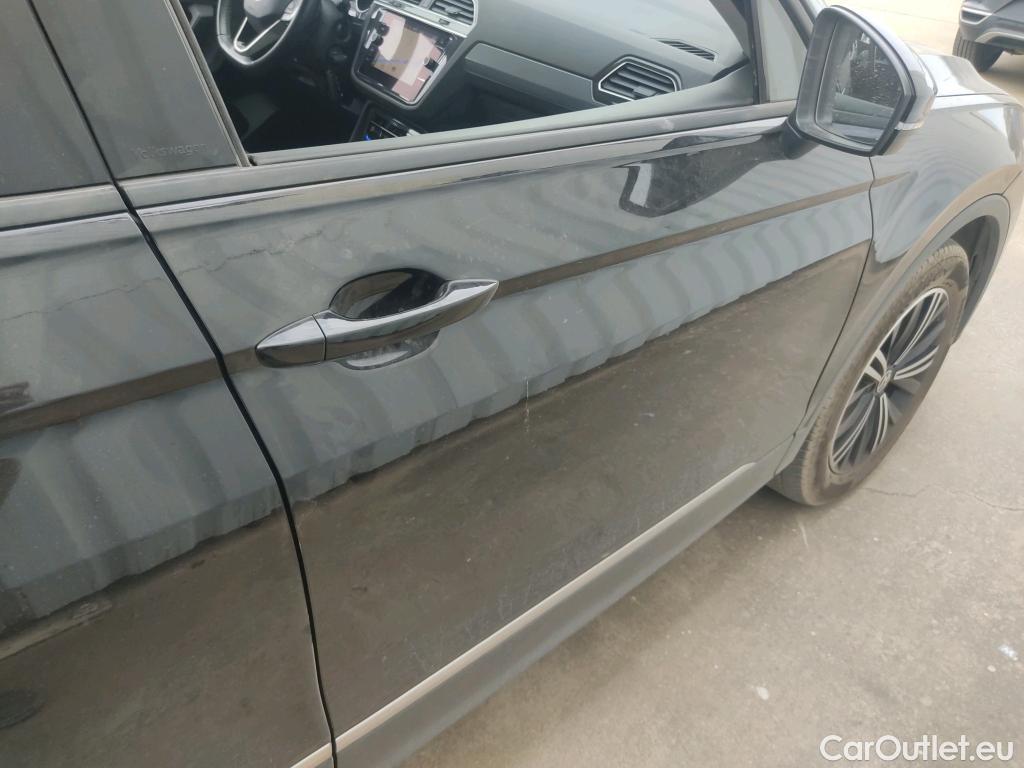  Volkswagen  Tiguan  Life 2.0 TDI 150CV AT7 E6d #1