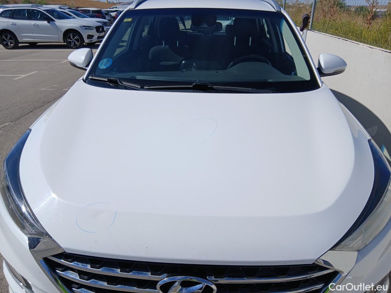  Hyundai  Tucson HYUNDAI  / 2018 / 5P / todoterreno 1.6 CRDI 85kW (116CV) 48V SLE 4X2(SP)(SL) #2
