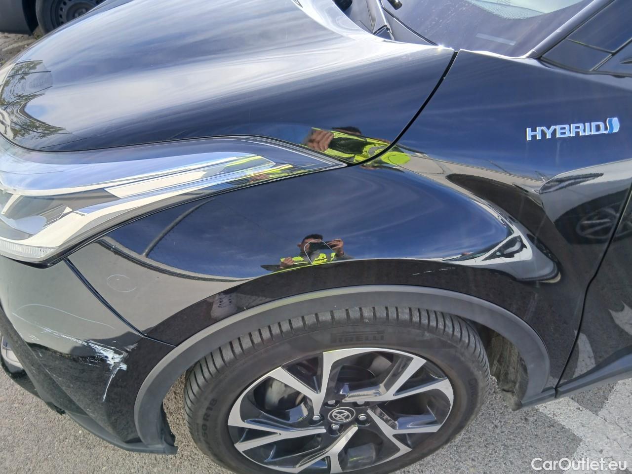  Toyota  C-HR TOYOTA  / 2019 / 5P / todoterreno 1.8 125H Advance #10