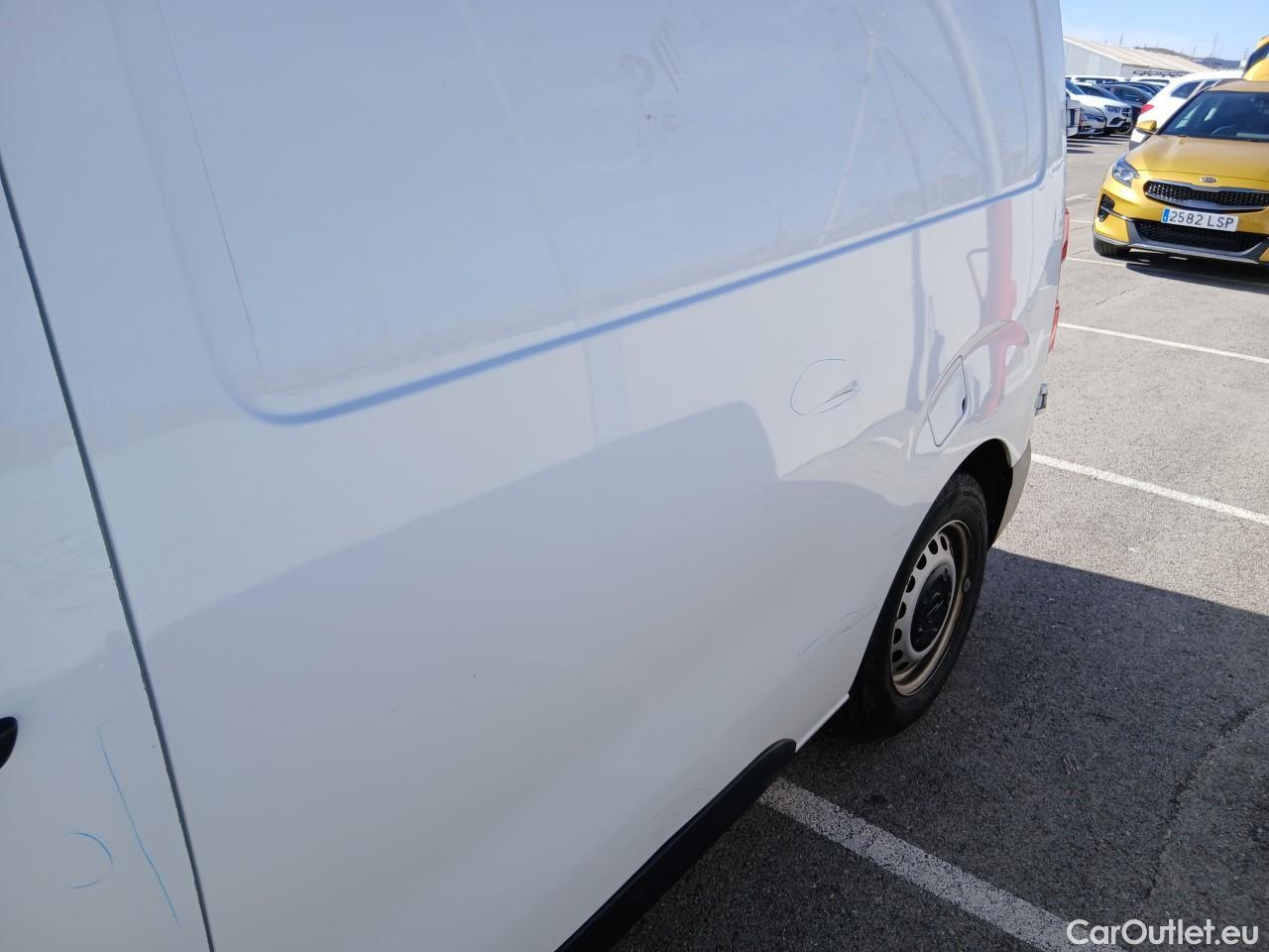  Opel  Vivaro OPEL  / 2019 / 4P / furgón 1.5 Diésel 74kW (100CV) M Std Express #12