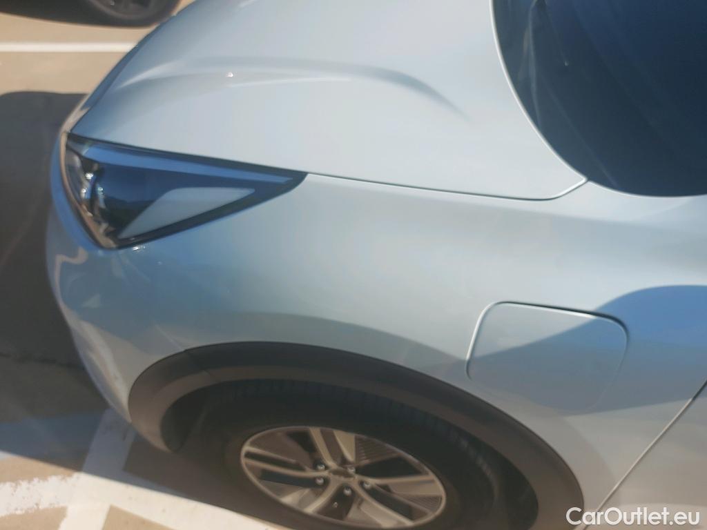  KIA  Niro KIA  / 2019 / 5P / crossover 1.6 GDi PHEV 104kW (141CV) Drive #7