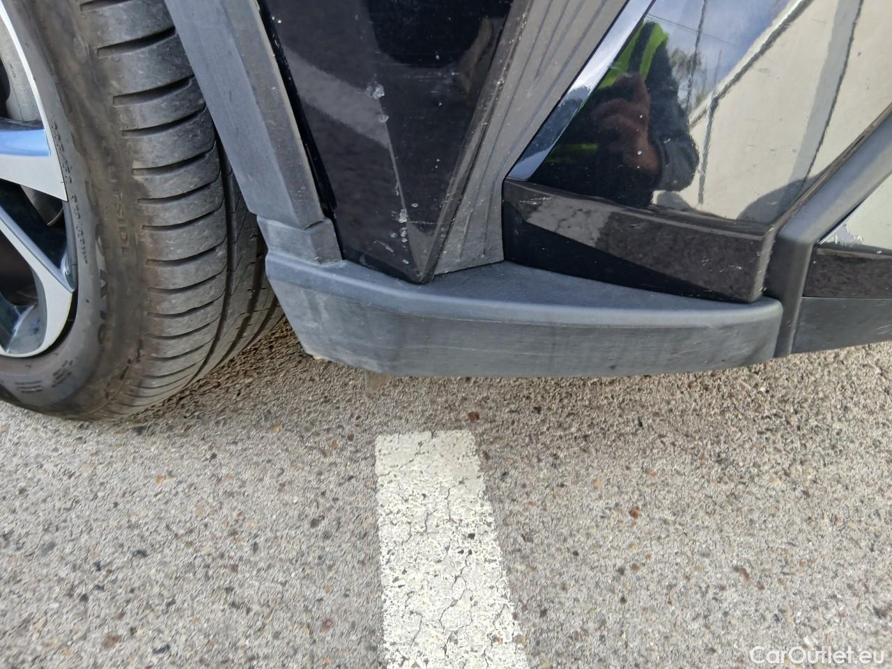  Toyota  C-HR TOYOTA  / 2019 / 5P / todoterreno 1.8 125H Advance #6