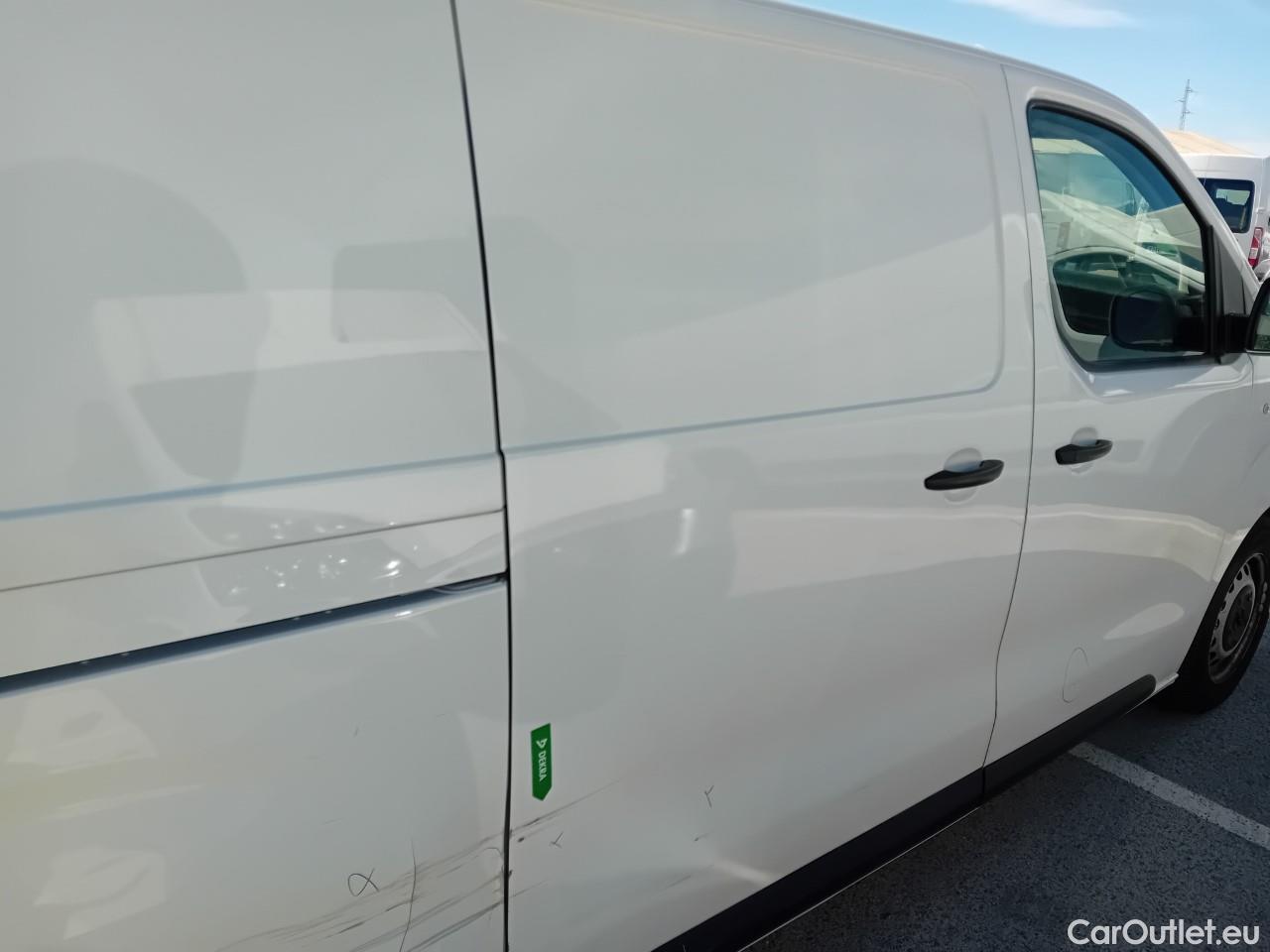  Opel  Vivaro OPEL  / 2019 / 4P / furgón 1.5 Diésel 88kW (120CV) M Std Express #34