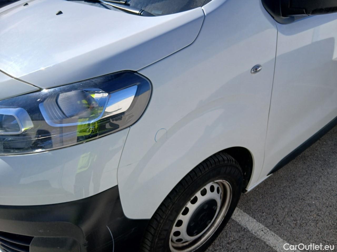  Opel  Vivaro OPEL  / 2019 / 4P / furgón 1.5 Diésel 74kW (100CV) M Std Express #7