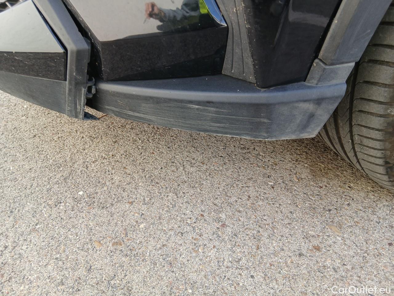  Toyota  C-HR TOYOTA  / 2019 / 5P / todoterreno 1.8 125H Advance #7