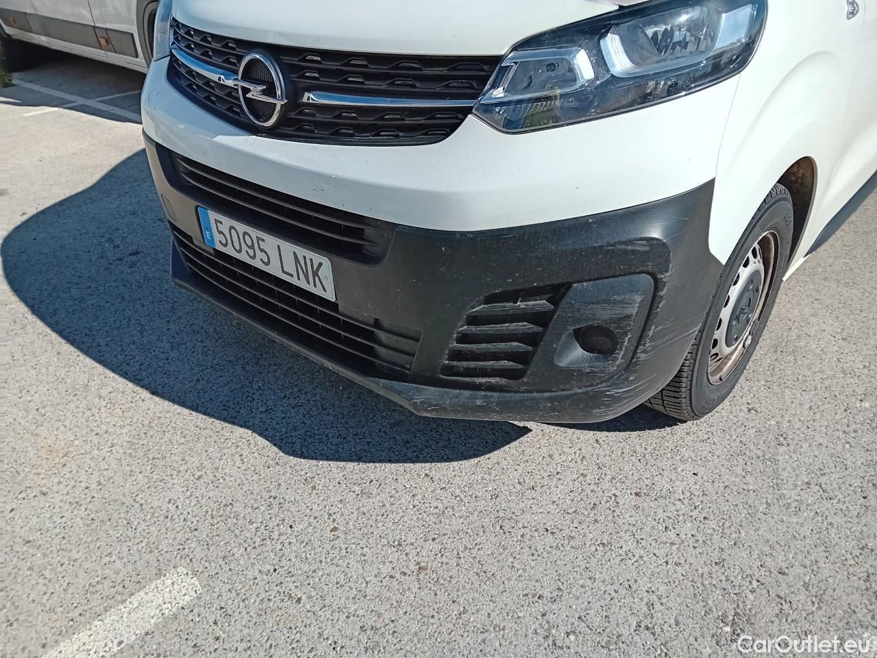  Opel  Vivaro OPEL  / 2019 / 4P / furgón 1.5 Diésel 88kW (120CV) M Std Express #9