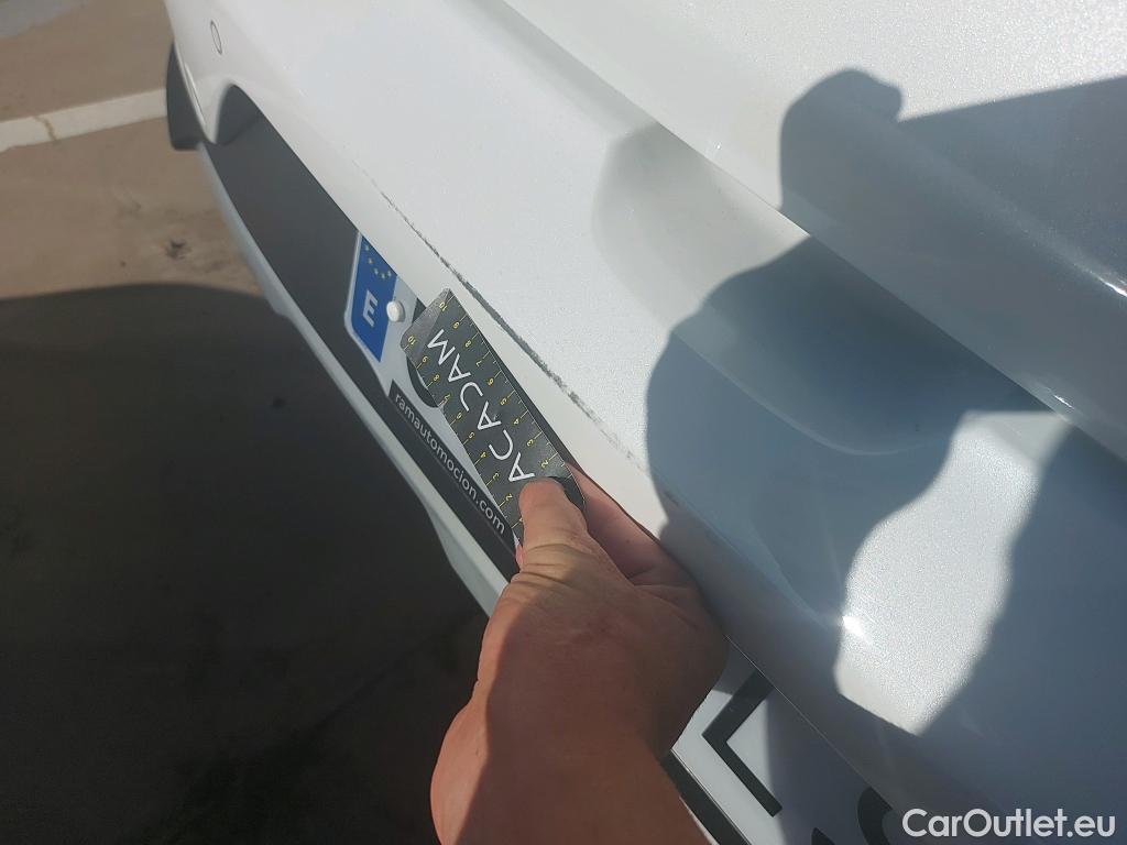  KIA  Niro KIA  / 2019 / 5P / crossover 1.6 GDi PHEV 104kW (141CV) Drive #18