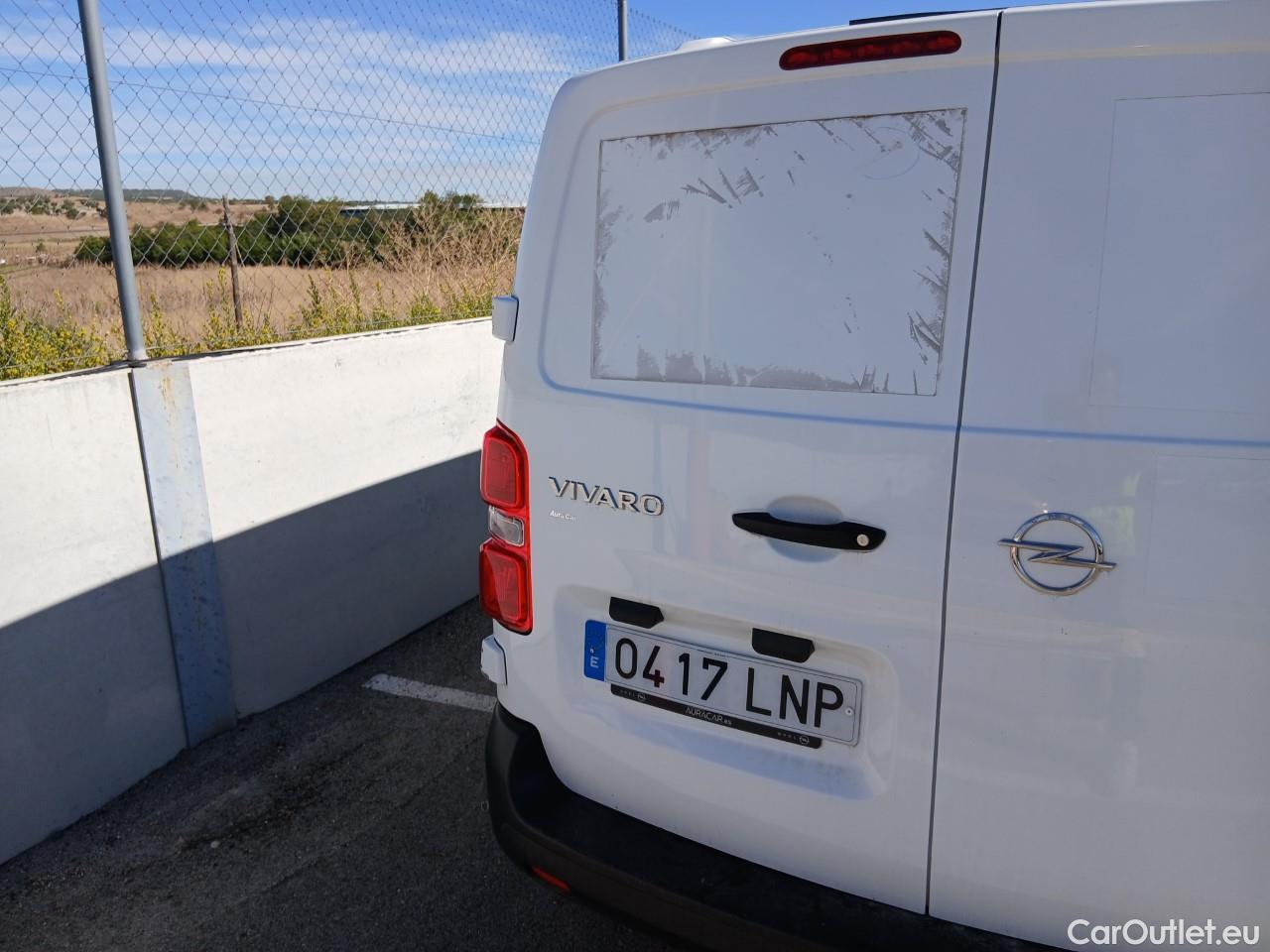  Opel  Vivaro OPEL  / 2019 / 4P / furgón 1.5 Diésel 74kW (100CV) M Std Express #19