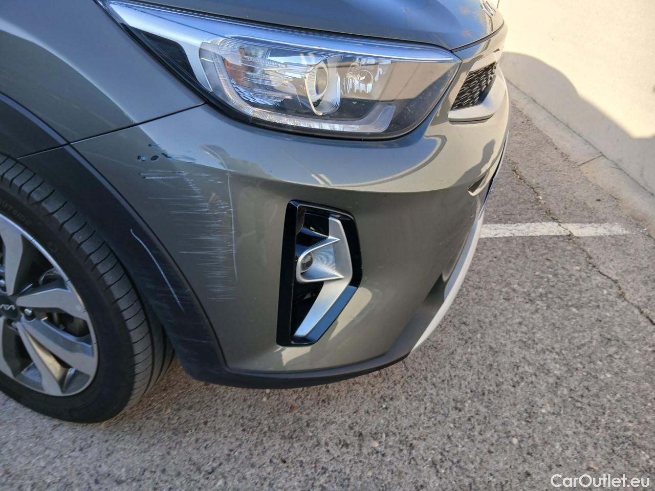  KIA  STONIC KIA  / 2017 / 5P / todoterreno 1.0 T-GDi 74kW (100CV) MHEV iMT Concept #4