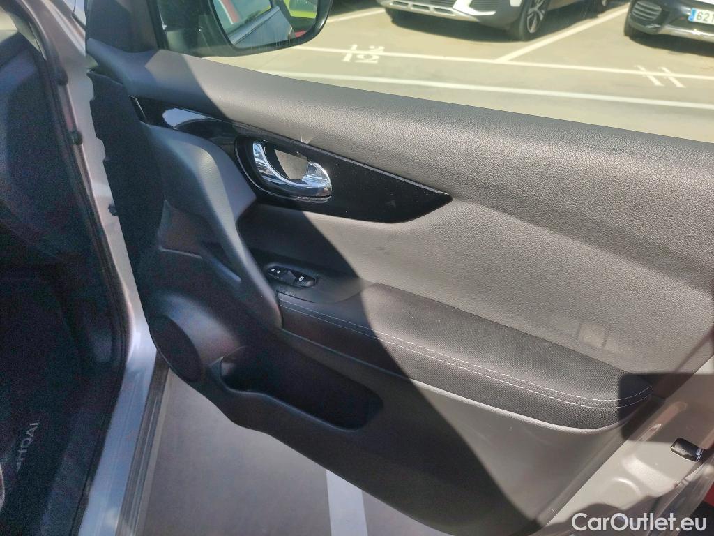  Nissan  Qashqai NISSAN  / 2017 / 5P / todoterreno dCi 85 kW (115 CV) E6D ACENTA #22